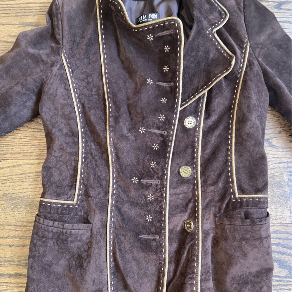 Stella D’oro Women’s leather jacket with gold embroidery design